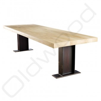 Robuuste houten tafels - Eiken tafel Fjorde